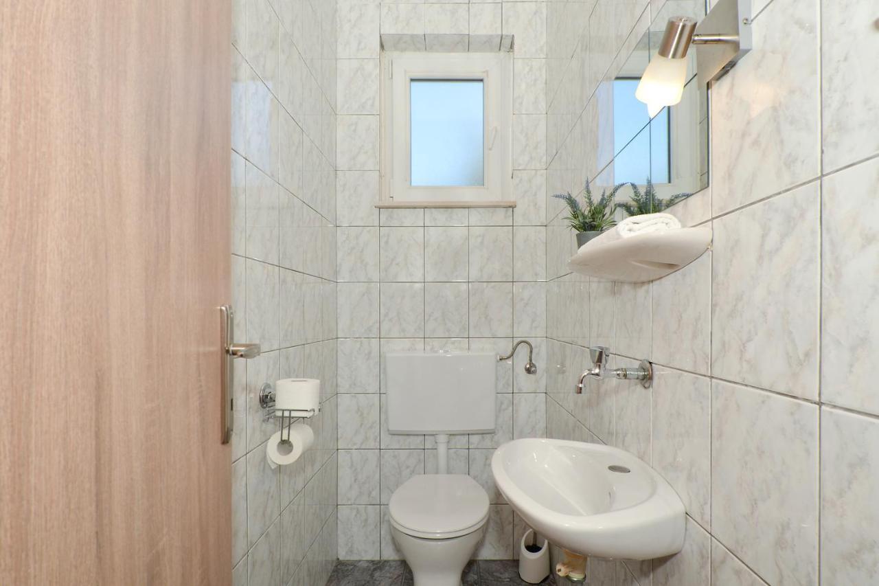 Apartment Una เซเกต วรันยีชา ภายนอก รูปภาพ