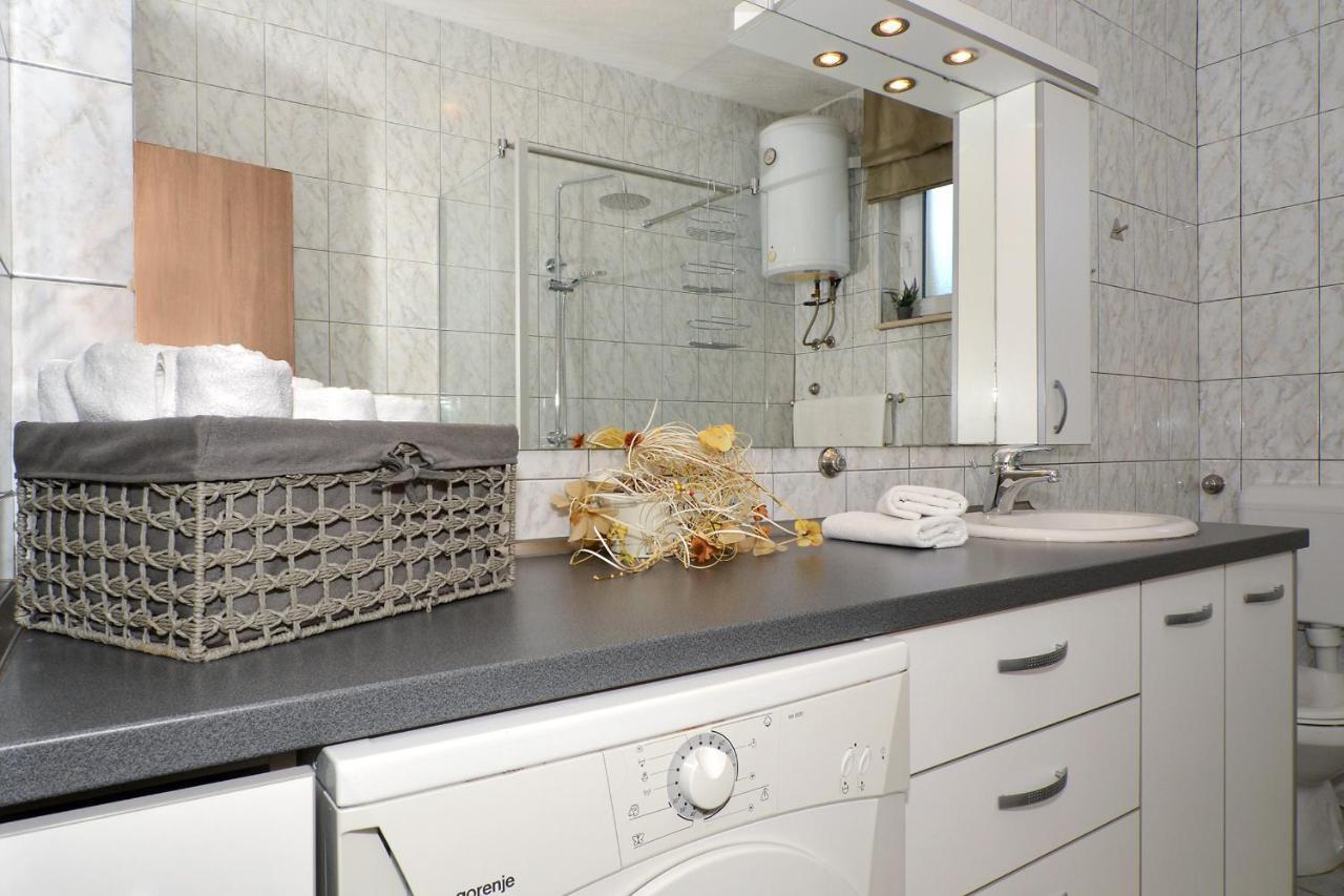 Apartment Una เซเกต วรันยีชา ภายนอก รูปภาพ