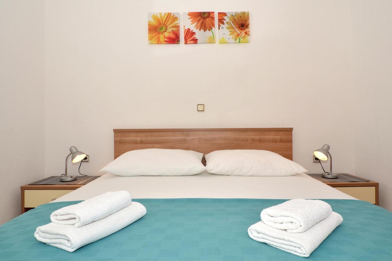 Apartment Una เซเกต วรันยีชา ภายนอก รูปภาพ